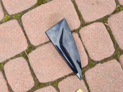 Уголок молдинг крышки renault clio iv 960325616r фото №1