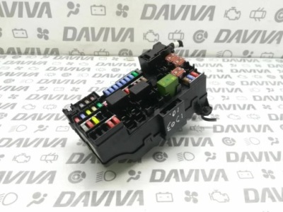 Рамка / модуль запобіжників kw hp 1501151445 - 2015 перед чорний фото №1