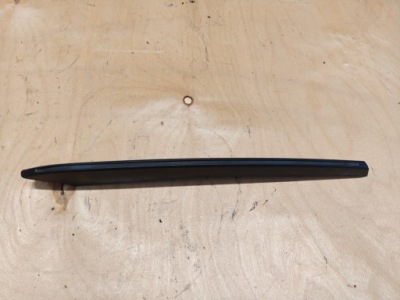 Porsche молдинг бампера перед 7p5807878e фото №1