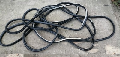 Renault laguna iii прокладка дверь левая передняя фото №1