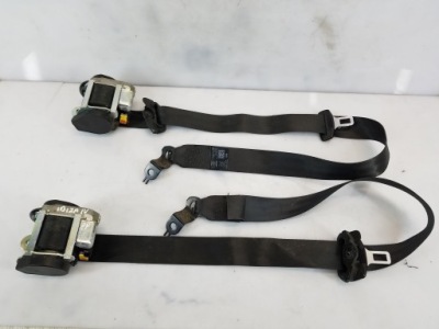 Натягувач ремінь безпеки перед seat ibiza iv 6j фото №1