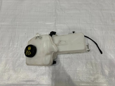 Land rover discovery sport p300e бак жидкость тормозной фото №1