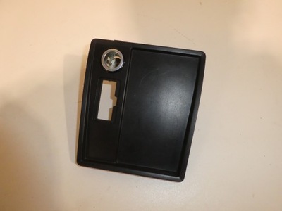 Полиця лоток прикурювача роз'єм vw caddy 2k5 2k5863284p фото №1