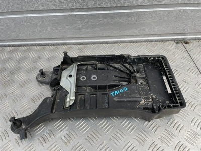 Volkswagen taigo основание аккумулятор 2q0915331 фото №1