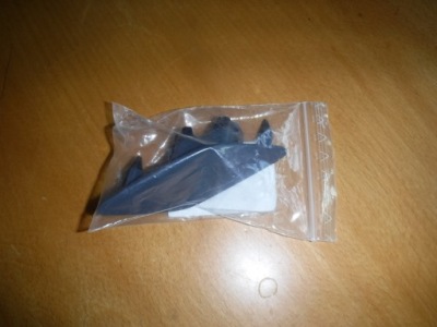 Накладка распылителя правая passat 3g0807938 фото №1