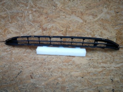 Opel corsa e 14- решітка радіатора решітка нижня решітка радіатора бампера перед 13432002 фото №1