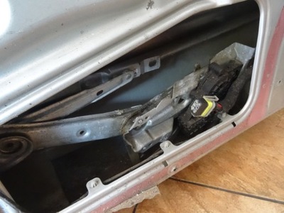 Astra h 05' механізм лівий перед фото №1