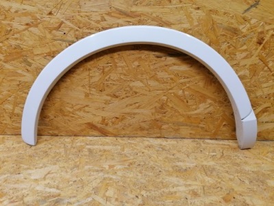 Молдинг na крыло правый задняя audi q3 8u 2011-2018r фото №1