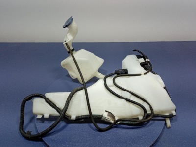 Volvo c30 бачок распылителя 30657122 фото №1