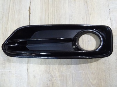 Bmw f20 f21 lift sport line правая решётка 7371668 фото №1