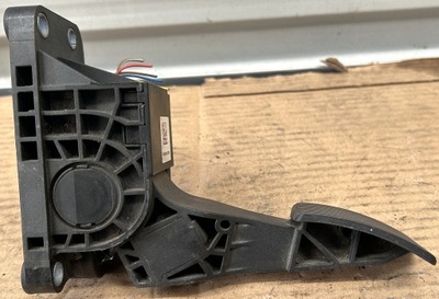 Педаль газа mercedes actros mp4 a9603000004 фото №1