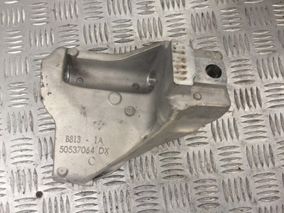 Кронштейн двигателя правая 50537064 alfa romeo stelvio 2.0 фото №1