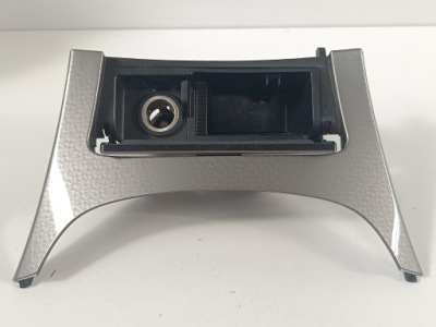 Opel insignia a рестайлінг  попільничка бардачок 23196327 фото №1