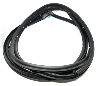 Прокладка двері лівий задня mazda 323 bs0673760e oe! фото №1