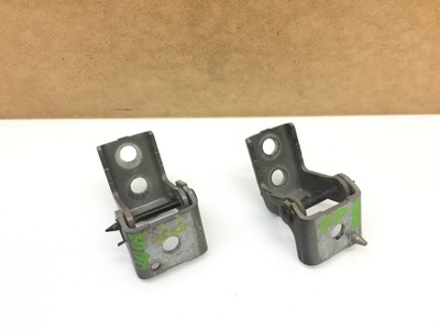 Peugeot 2008 lift петля петли дверь правый перед фото №1