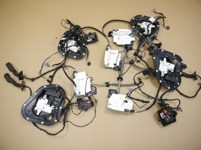 Audi a7 4k доводчики доводчик дверь фото №1