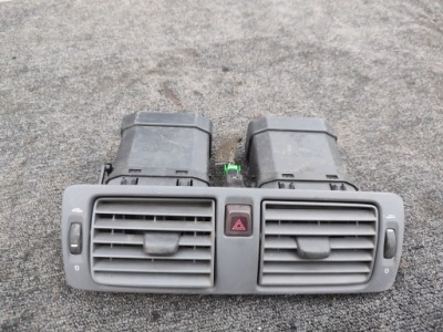 Решітка обдув консолі середня przyciskvolvo v50 s40 ii фото №1