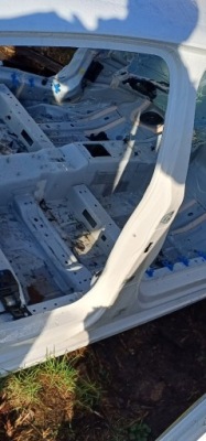 Порог блок двигателя правый opel astra l 6 vi фото №1