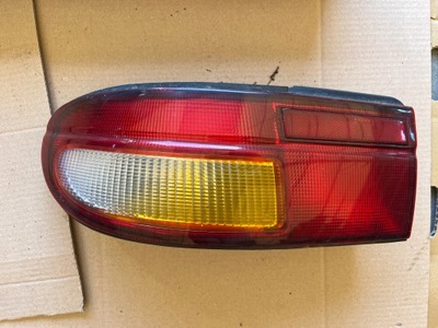 Левая задняя лампа задняя kia sephia 94-97 фото №1