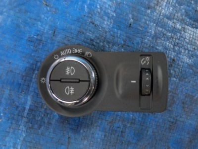 Opel-częśc zafira c astra j meriva b панель света фото №1