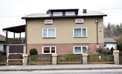 Dom, Hutki, Konopiska (gm.), 190 m²