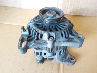 Renault clio 2 1.2 16v b генератор 8200660050 фото №1