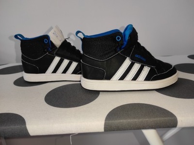 Buty dla chłopca ADIDAS czarne rozmiar 23