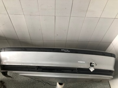 Бампер задня kompletny балка накладки titansilber bmw e46 sedan przedlift фото №1