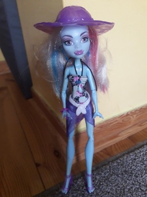 MONSTER HIGH ABBEY BOMINABLE