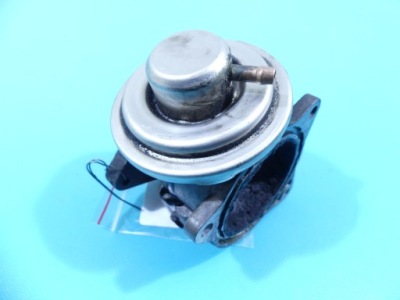 Клапан egr dodge caliber 038129637d 2.0 crd фото №1