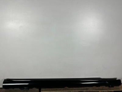 Поріг молдинг поріг правий mercedes c w205 avantgar фото №1