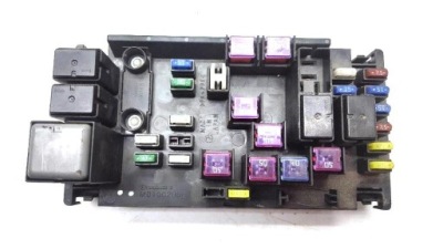 Коробка запобіжників subaru forester iv 82241sg040 фото №1