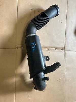 Шланг повітря bmw 2 f46 1.5 b 7619268 фото №1