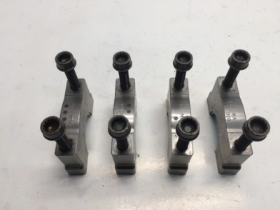 Audi a1 82a 1.0 tsi 2021 подножка опора вала 05c фото №1