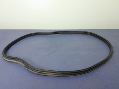 Ford mustang vi прокладка кришки багажника фото №1