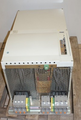 Lenze EVF9335-EVV060 110kW falownik