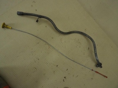 Трубка щуп масла w212 x204 glk 4-matic 3.0 cdi 64238 фото №1