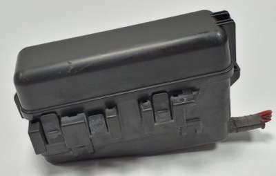 Коробка запобіжників mazda cx-7 2.3 t фото №1