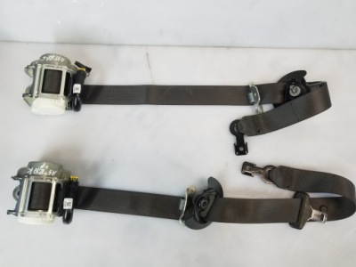 Натяжитель ремень безопасности перед opel astra v k hb фото №1