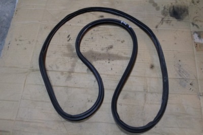 Corolla e12 kombi прокладка крышки багажника фото №1