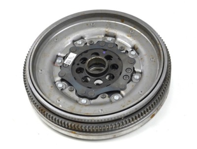 Vw arteon fl 2.0 tfsi колесо двухмассовый 05l105266k фото №1