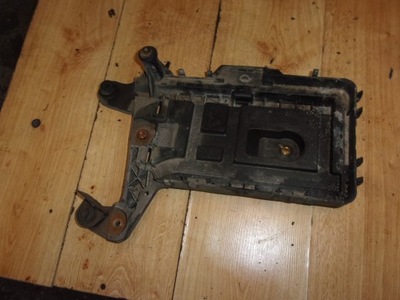 Vw passat b6 основание аккумулятор фото №1