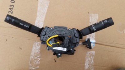 Chevrolet cruze перемикач комбінований 25947774 фото №1