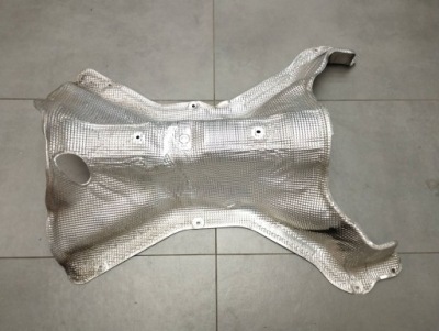 Mercedes-benz gle w166 защита тепловая a1644710087 фото №1