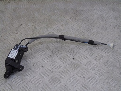 Bmw f15 замок кришки борти правий 7351058 фото №1