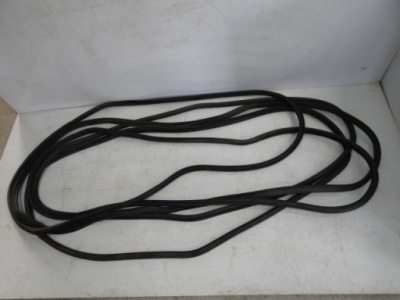 Vw tiguan прокладка дверь левый задняя 5nn867913 фото №1