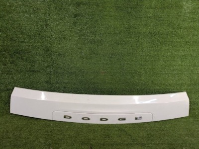 Накладка крышки dodge caravan 07-20 фото №1