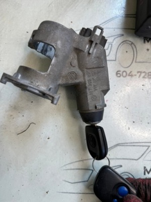 Golf 3 iii замок запалювання ключ 357905851 фото №1