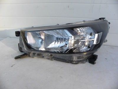 Toyota hilux lift viii лампа передняя левая сторона 20-2023 rok фото №1