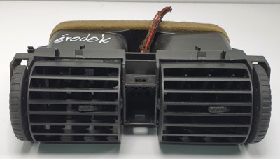 Решітка обдув середня opel astra g фото №1